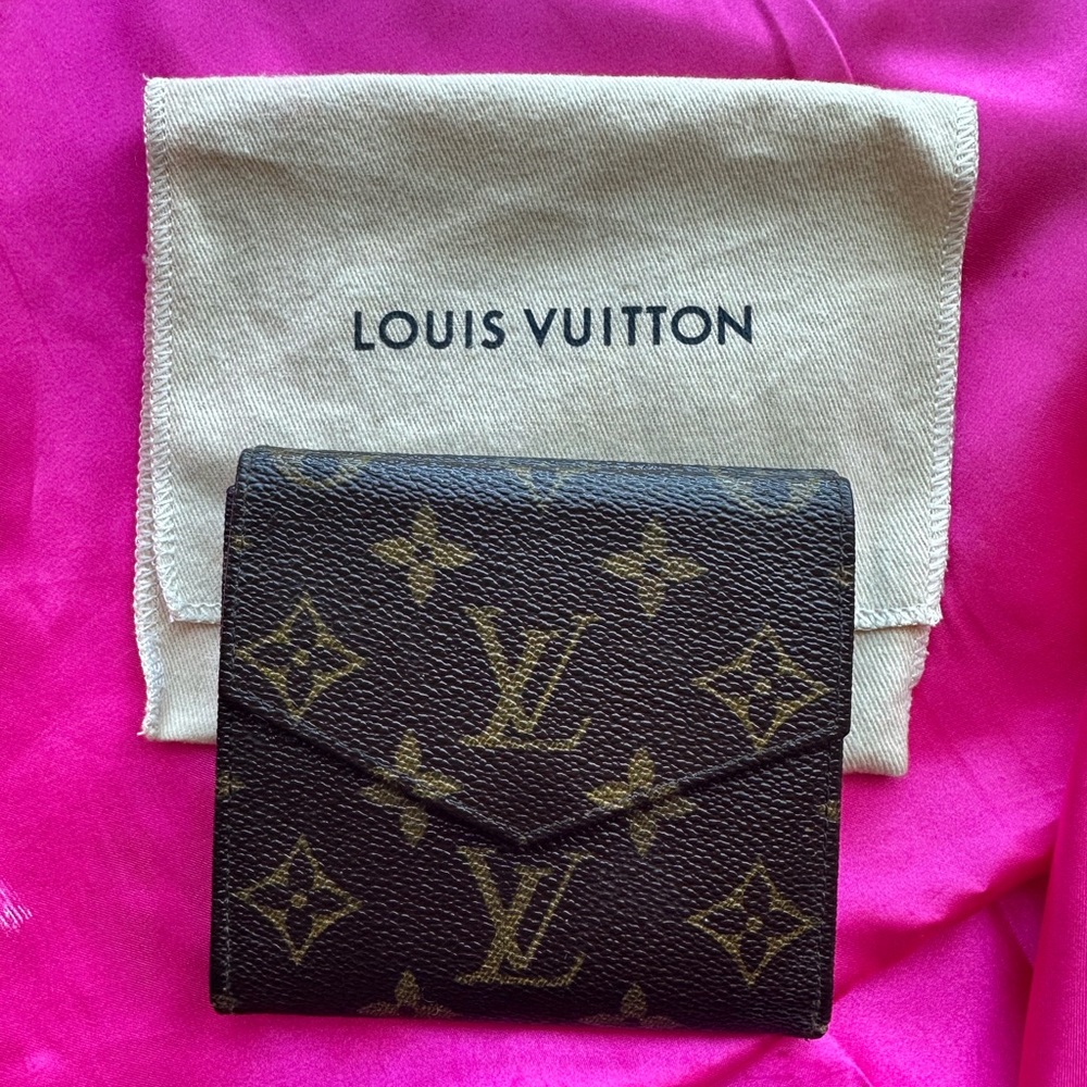 Vintage Louis Vuitton Compact Wallet